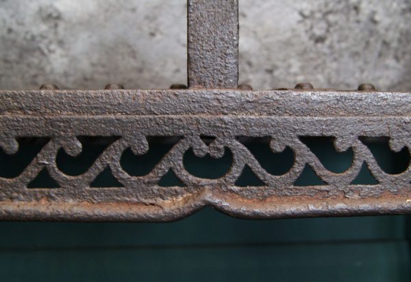 An 18th Century English Log Grate (SOLD)